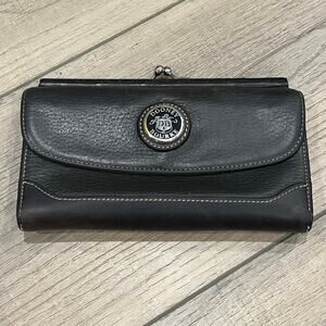 VTG Dooney & Bourke Dark Brown Fold Snap Wallet Women’s Leather Kiss Lock Coin